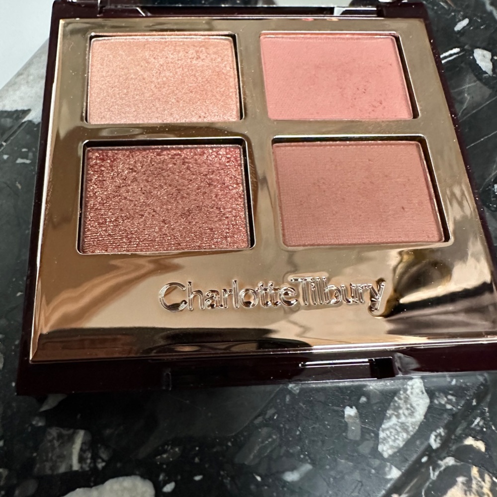 Charlotte Tilbury Pillow Talk Luxury Eyeshadow Palette